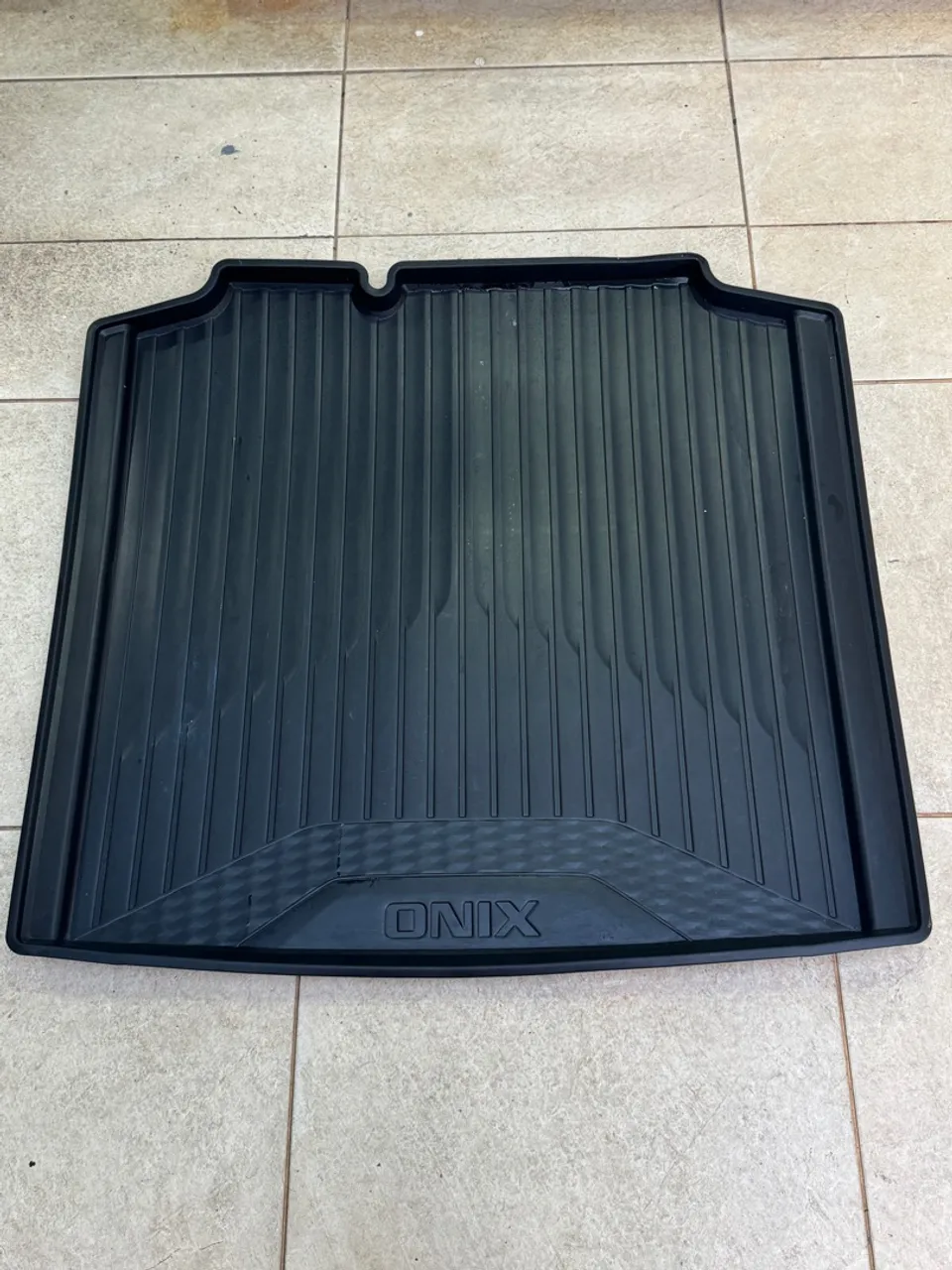 Tapete para porta-malas Onix Plus