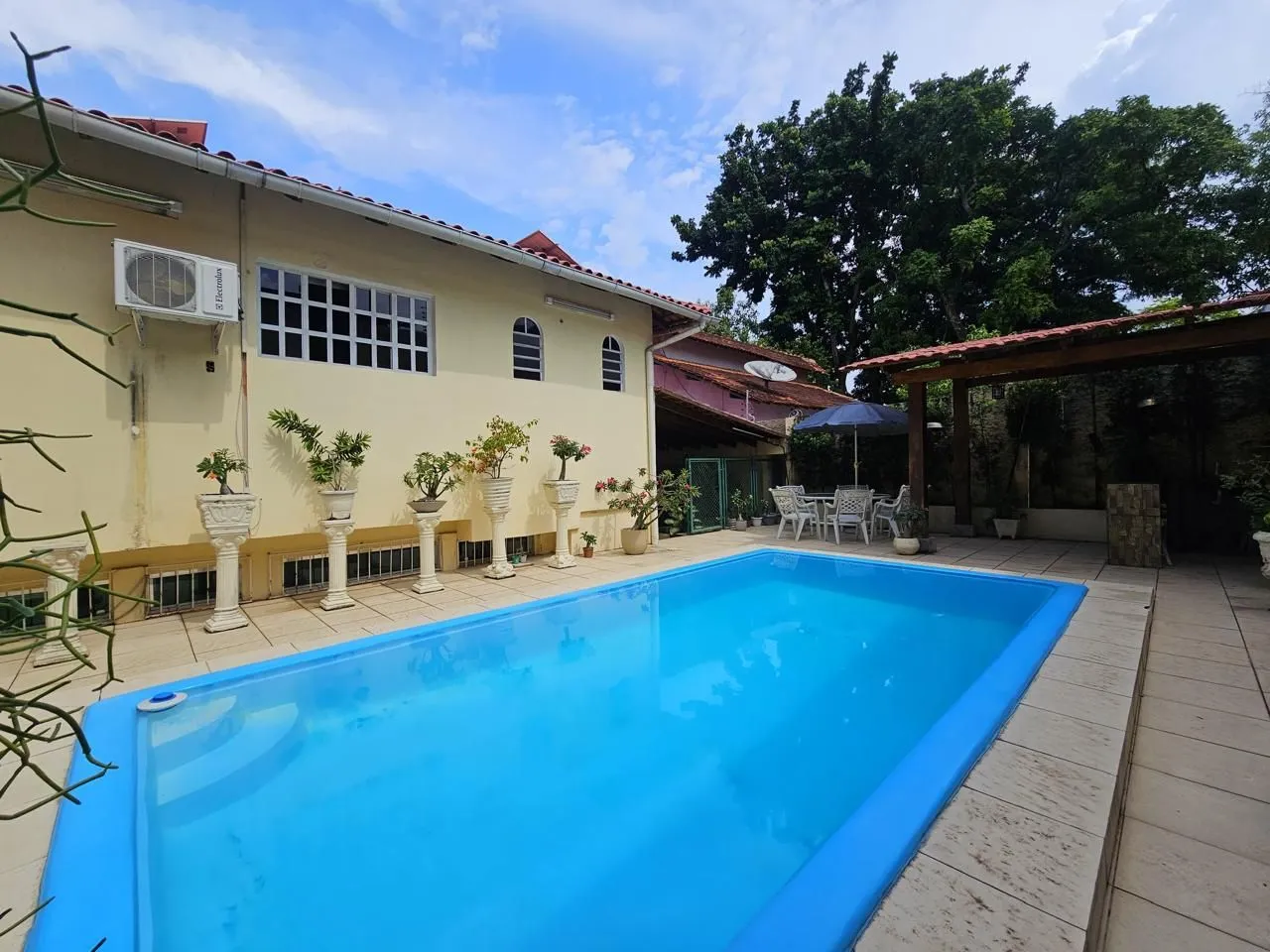 Casa Duplex 5 quartos, Morada do Sol com 542m² Área util
