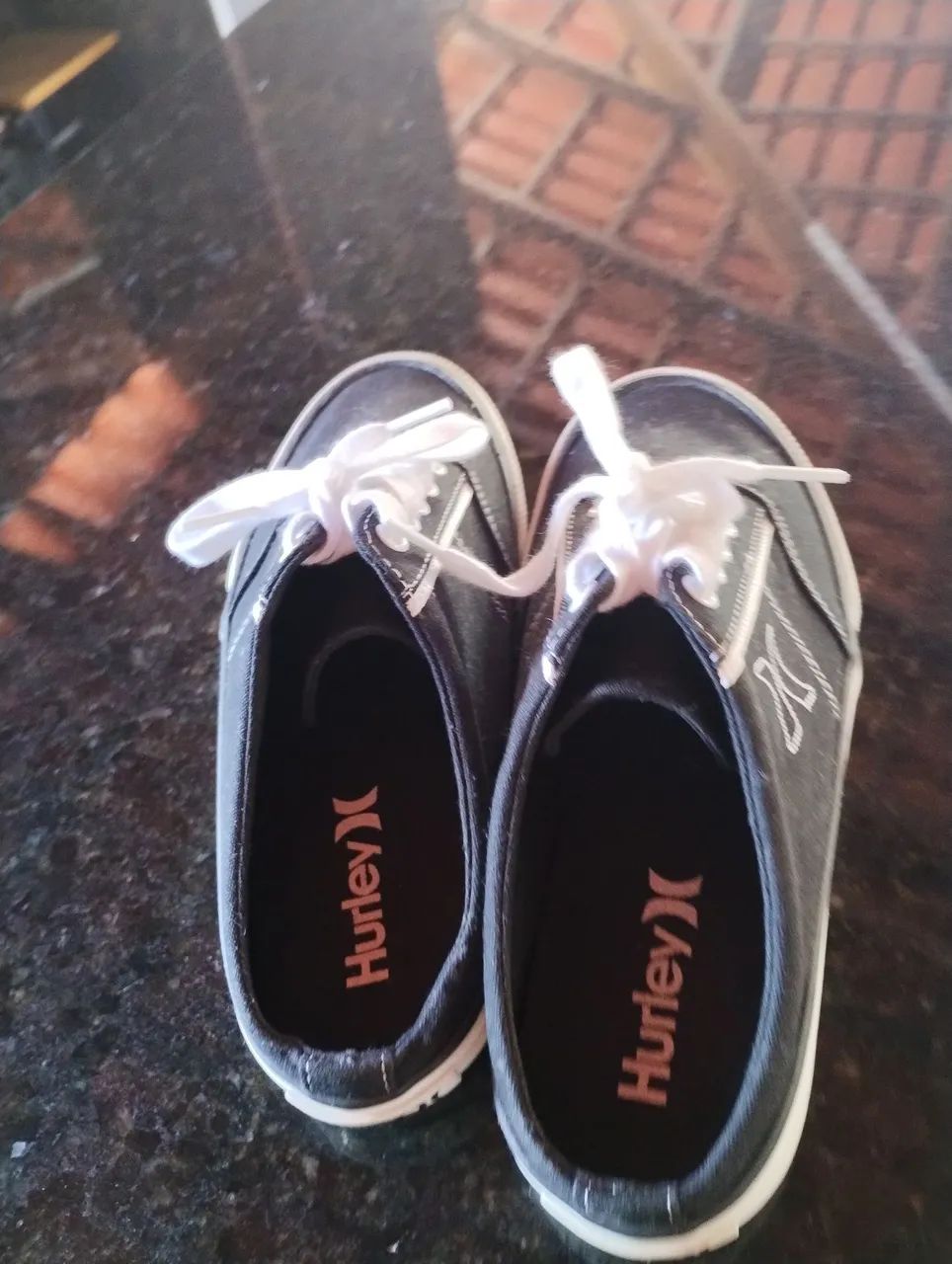 Sapatos de marca nunca usado 