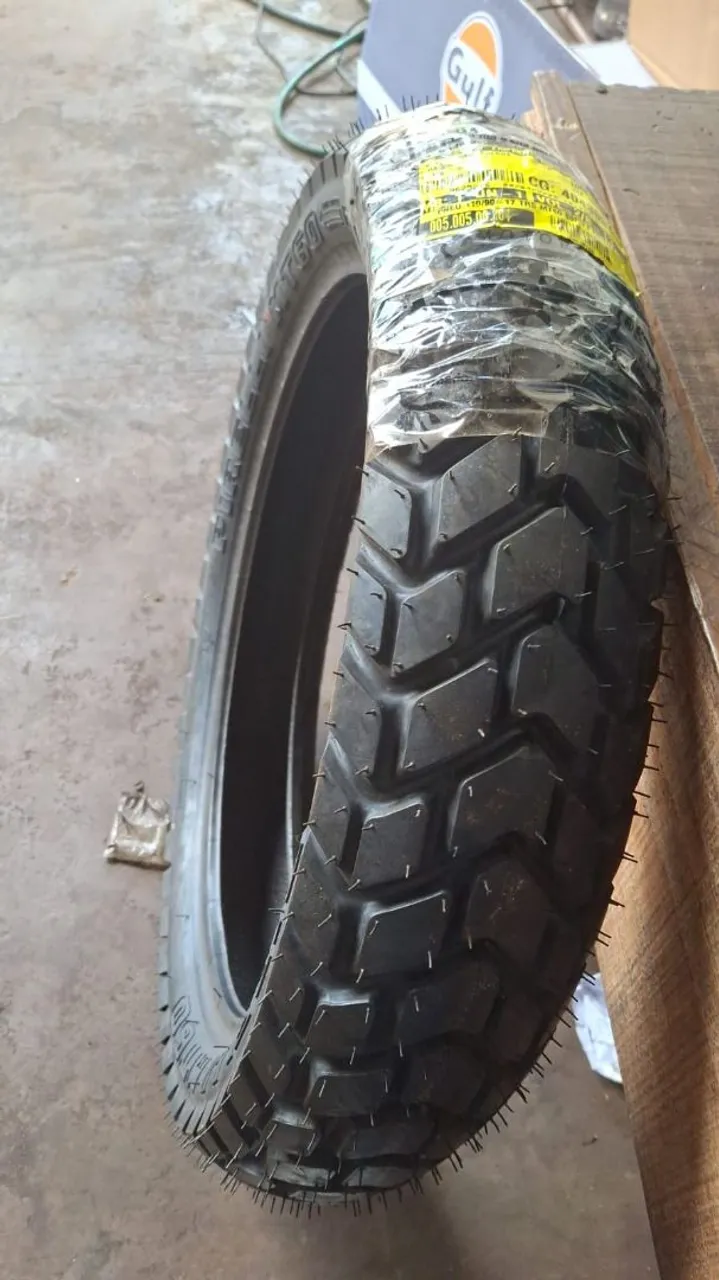 Pneu de moto bross traseiro