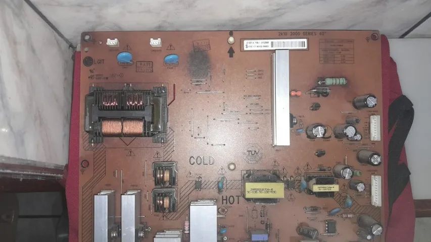 Placa Fonte Tv Lcd Philips 40 Pol. - Mod. 40PFL3606D/78 (Para Conserto ou Tirar Peças) - Foto 6
