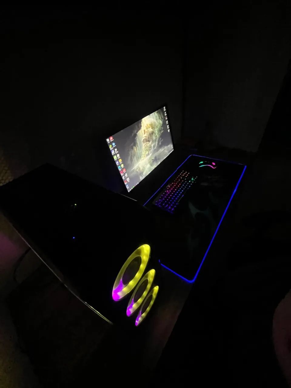PC GAMER (SETUP COMPLETO RGB) - Foto 3