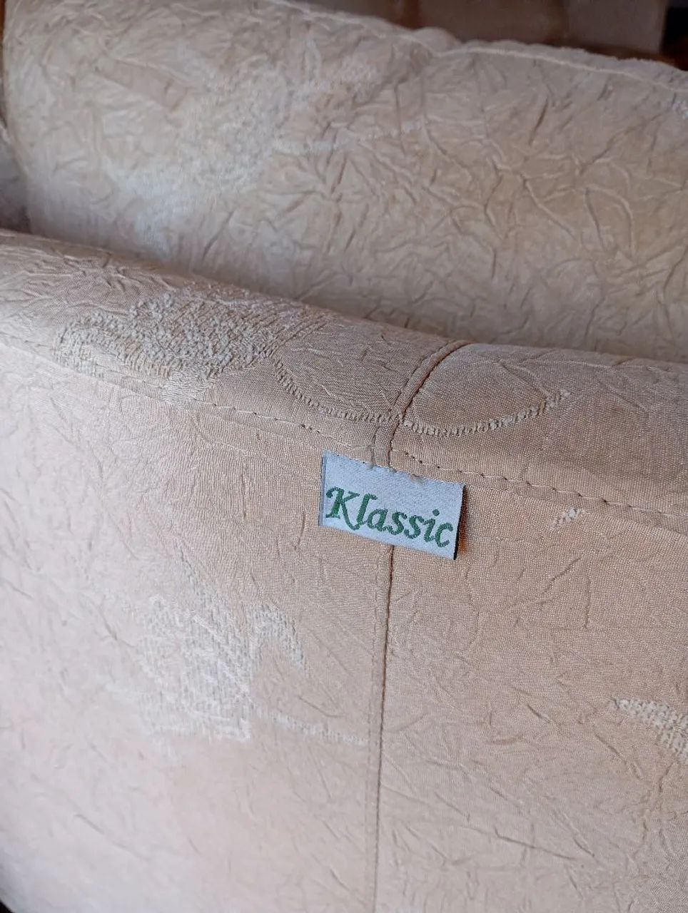Sofá três lugares Klassic design de luxo 65566256919042125