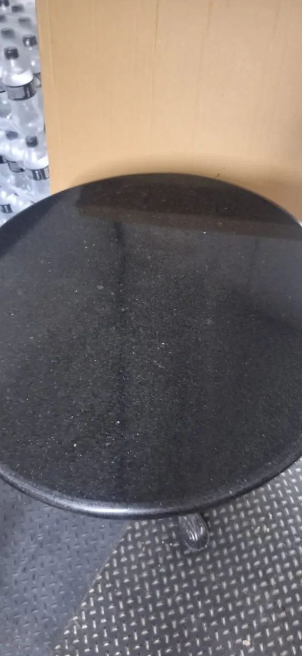 Mesa redonda64363743788289122