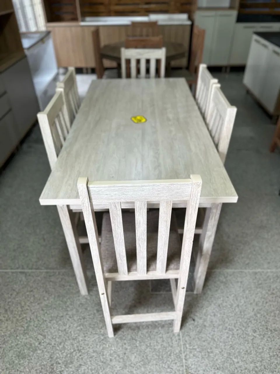 Mesa de Jantar com 6 Cadeiras - Foto 5