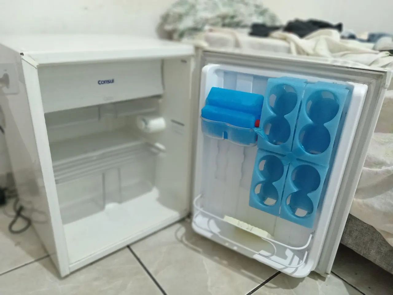 Frigobar Consul 80L