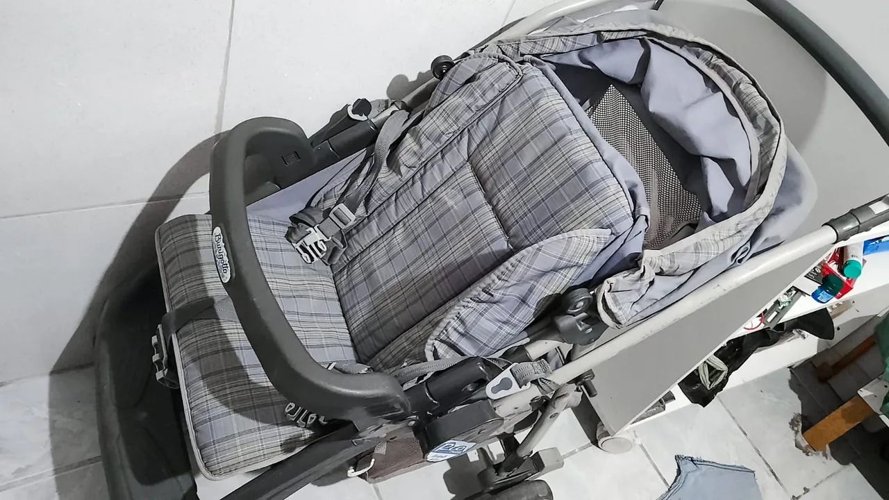 Carrinho de bebê 64341729996675123