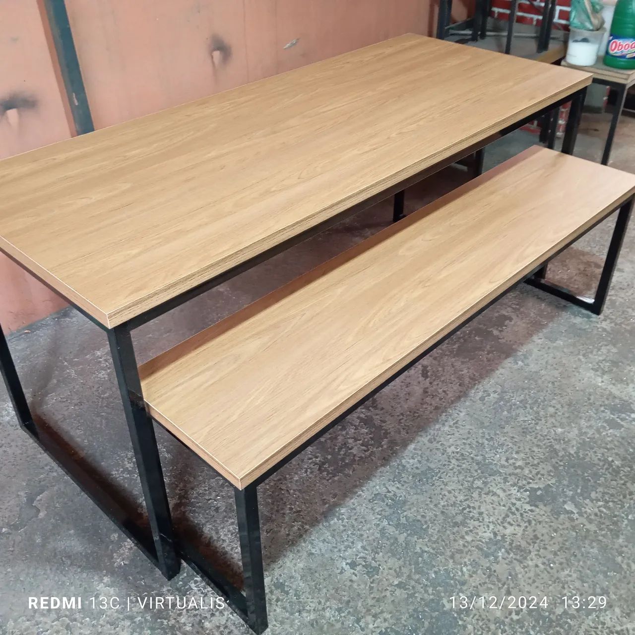 Conjunto Mesa e Banco de mdf com Estrutura em Ferro - Foto 3