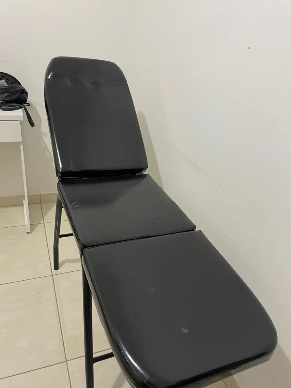 Cama para massagem/estética preta