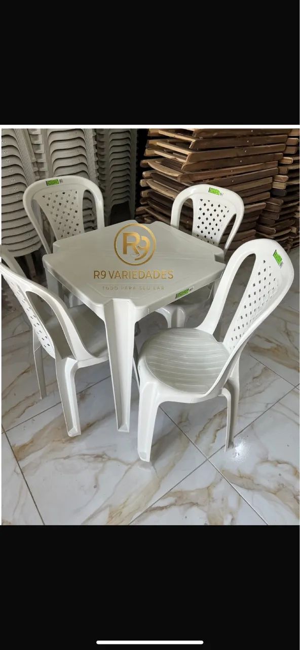 CONJUNTO MESA E 4 CADEIRAS PLASTICAS - Foto 2