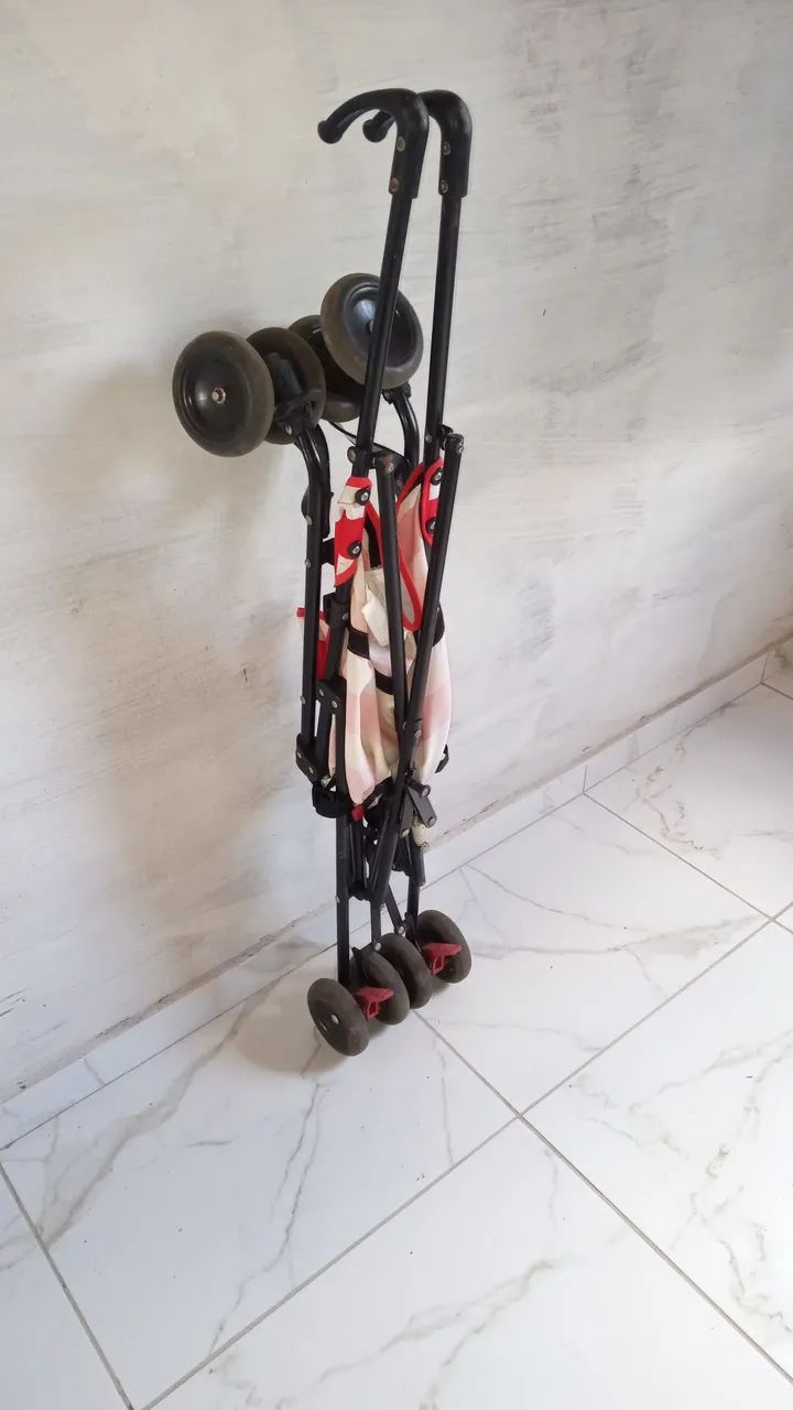 Carrinho de Bebê Dobrável - Foto 2