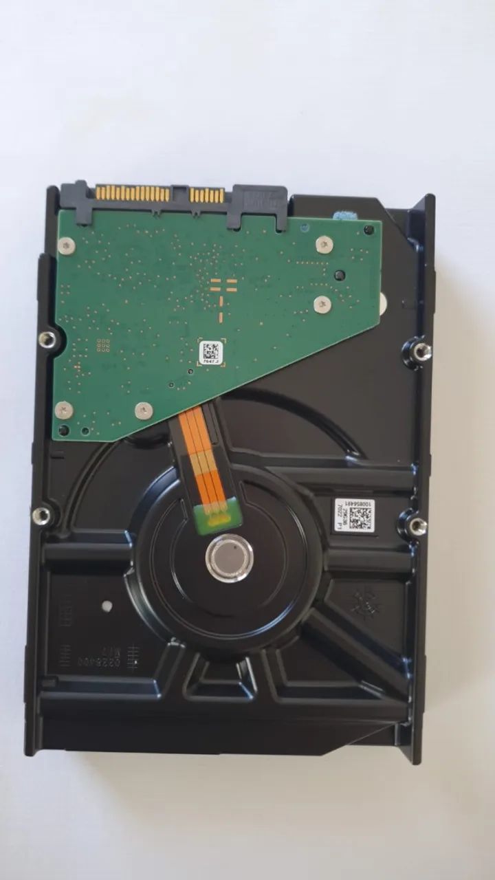 Disco Rigido 4 Tb Seagate Exos 7E8 Enterprise Sas St4000nm003a - Foto 3