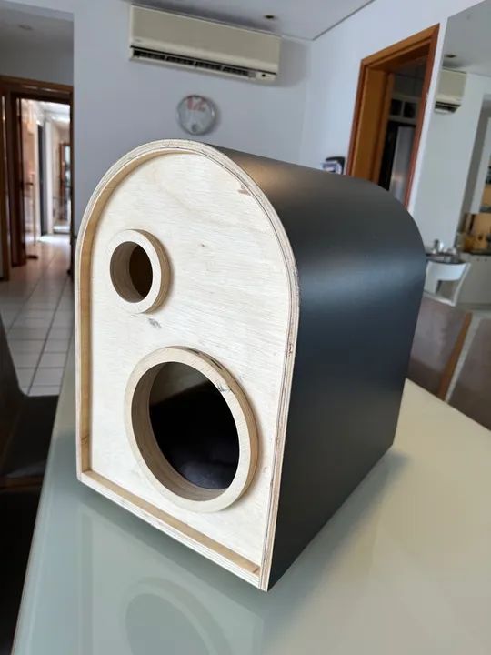Casinha para PET de madeira - Novo serve para  Gatos ou cães de pequeno porte 