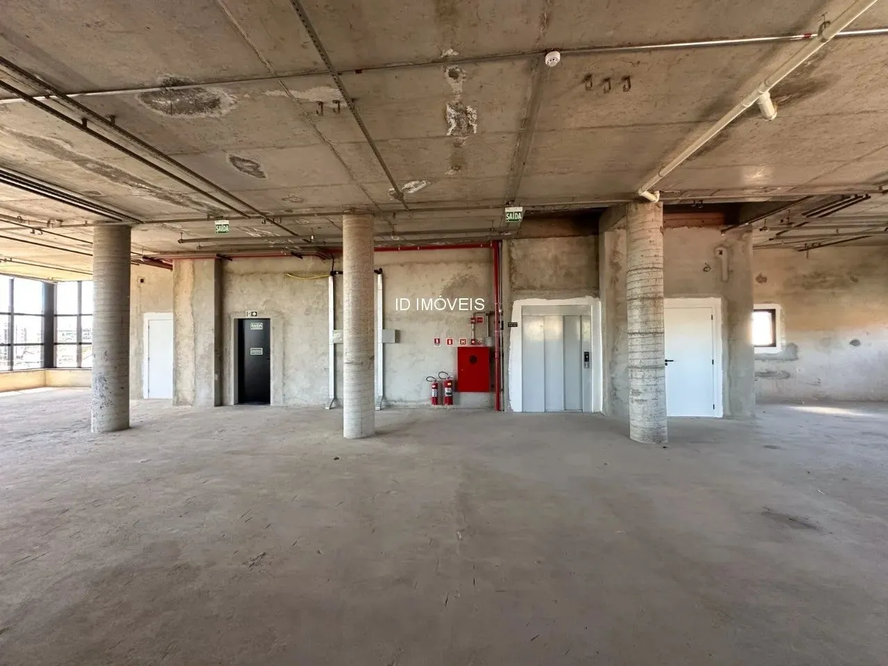 SALA COMERCIAL em SOROCABA - SP, PARQUE CAMPOLIM
