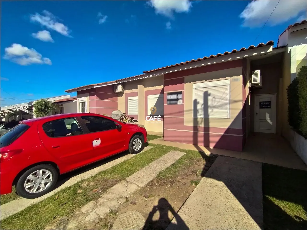 Casa, 2 Dormitórios, 1 Banheiro, 2 Vagas, Espaço Gourmet, Piscina, Cerrito