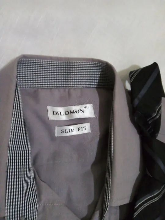 Camisa modelo slim e gravata listrada  - Foto 3