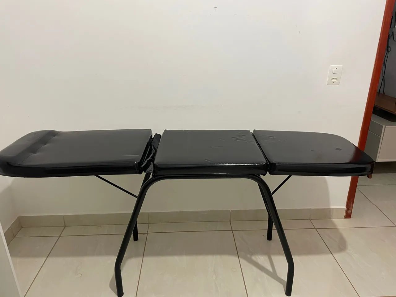 Cama para massagem/estética preta - Foto 2