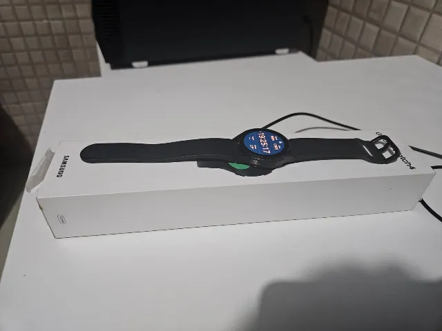 Samsung Galaxy Watch 4 - 44mm - Preto | Ótimo Estado | 7 Meses de Uso