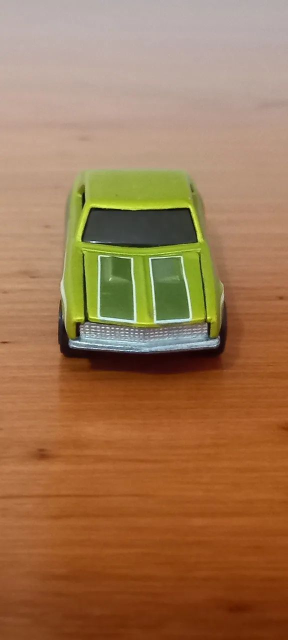 1967 Chevy Camaro - Hot Wheels 2009 Dream Garage 3/10
