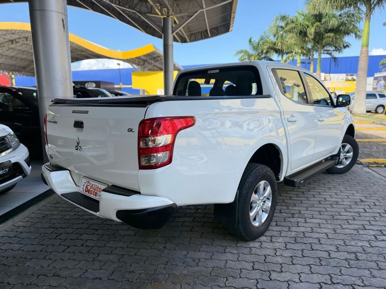 Mitsubishi L200 Triton 2.4 16V Turbo Diesel Gl Cd 4X4 Manual - Foto 2