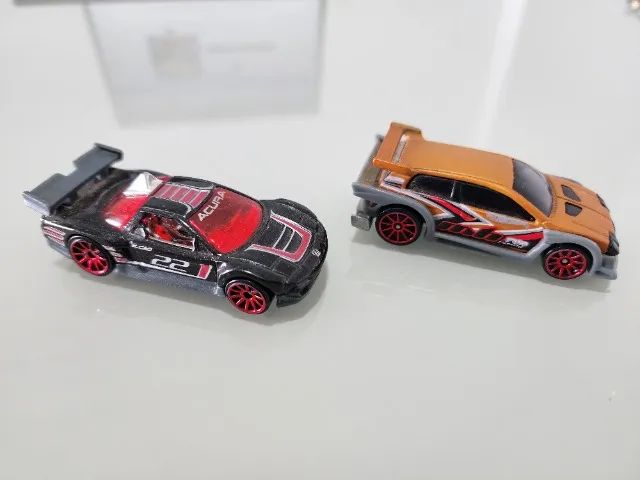 Coleção Esportivos/Corrida - Hotwheels 1:64 - Foto 3