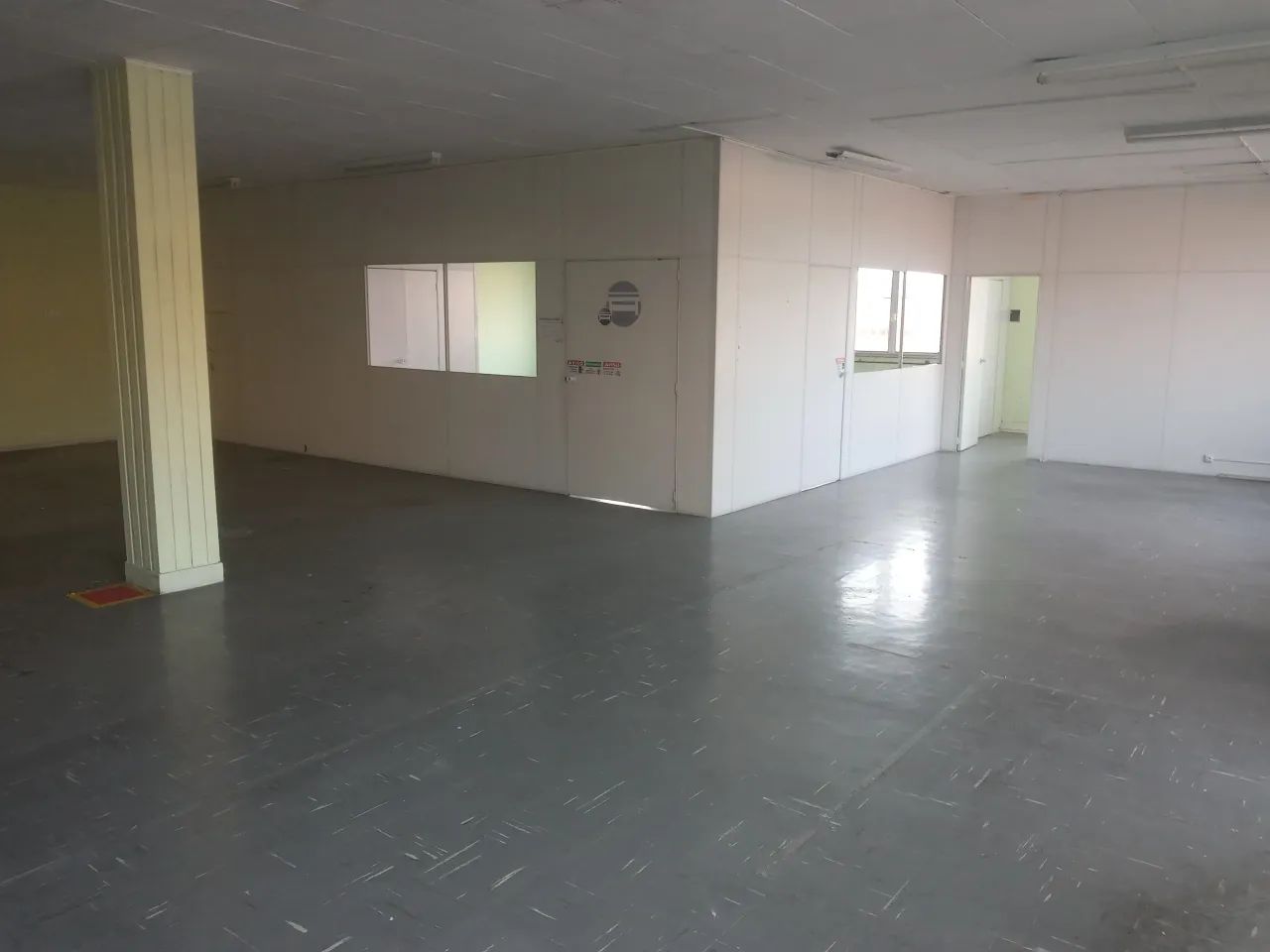 ALUGO SALA COMERCIAL GRANDE - Foto 3