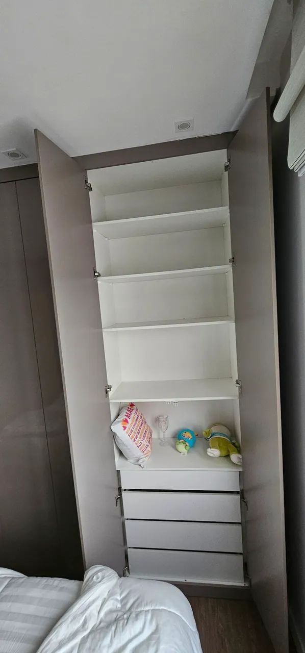 Armário 6 portas em MDF com acabamento em laca  - Foto 2