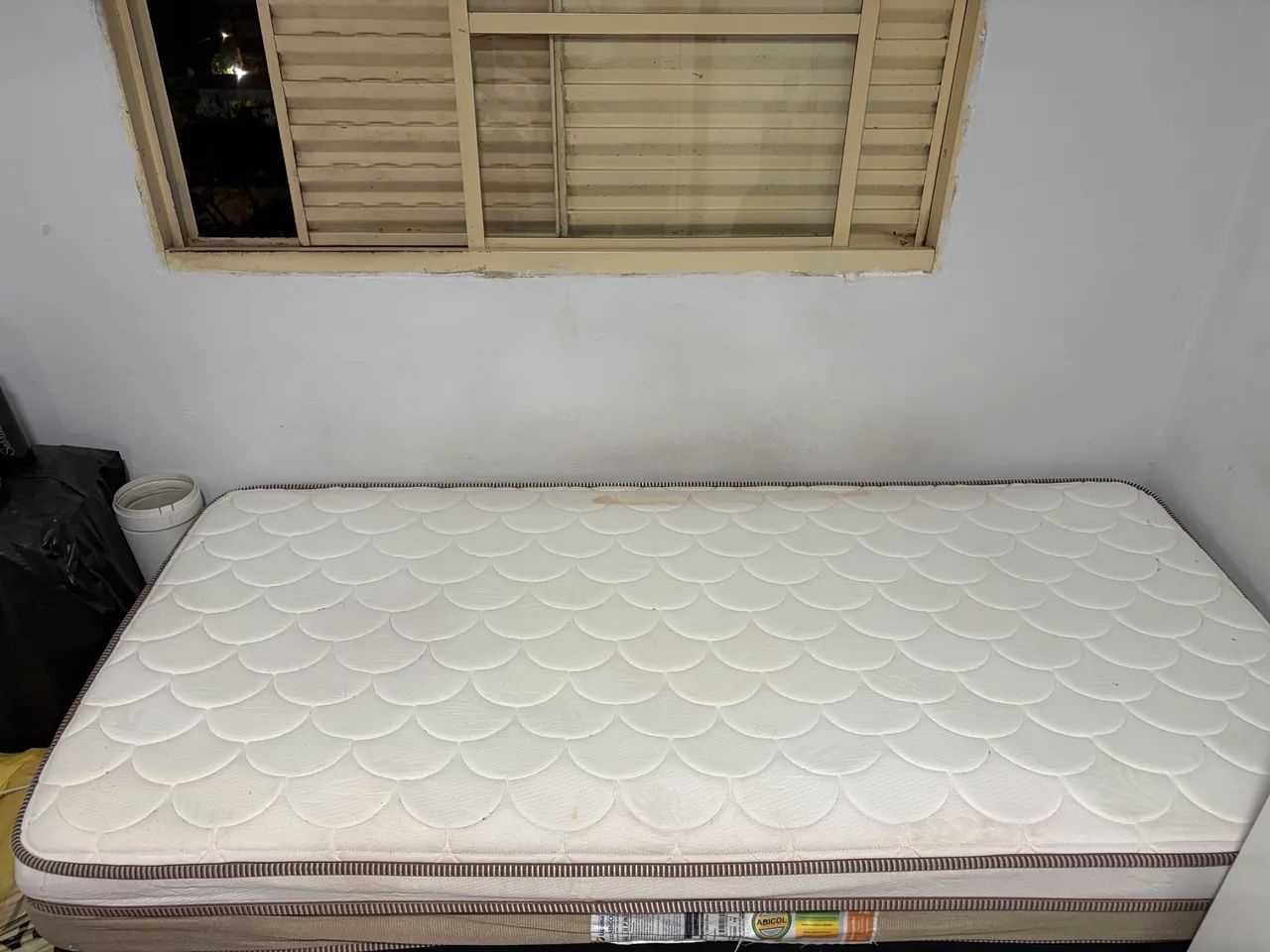 Cama solteiro box + colchão 