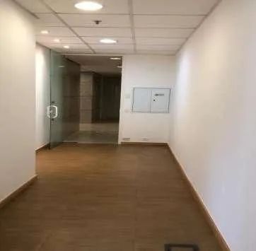 Salas comerciais com 110 m2 de área útil cada, 03 vagas, piso monolitico, ar condicionado  - Foto 5