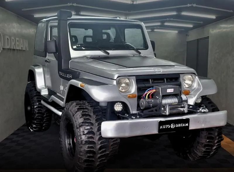 Troller T-4 2008