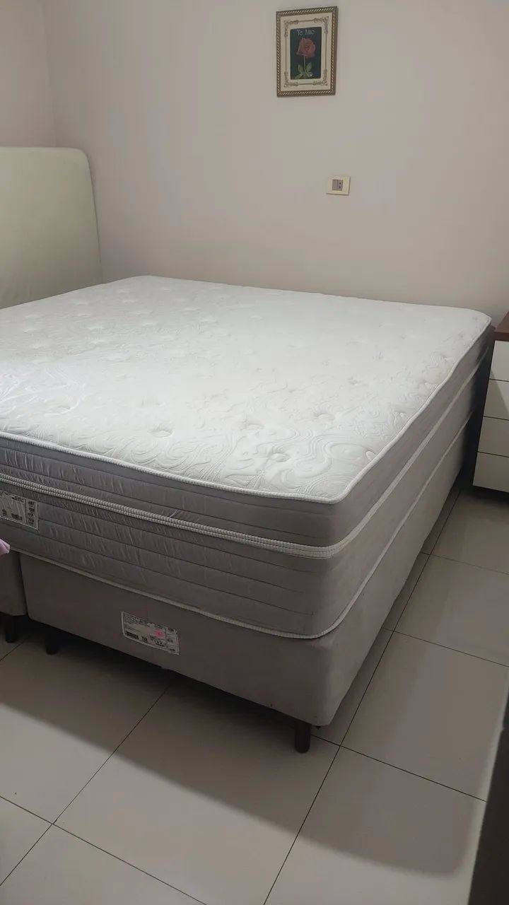 Cama King com Colchão PROBEL