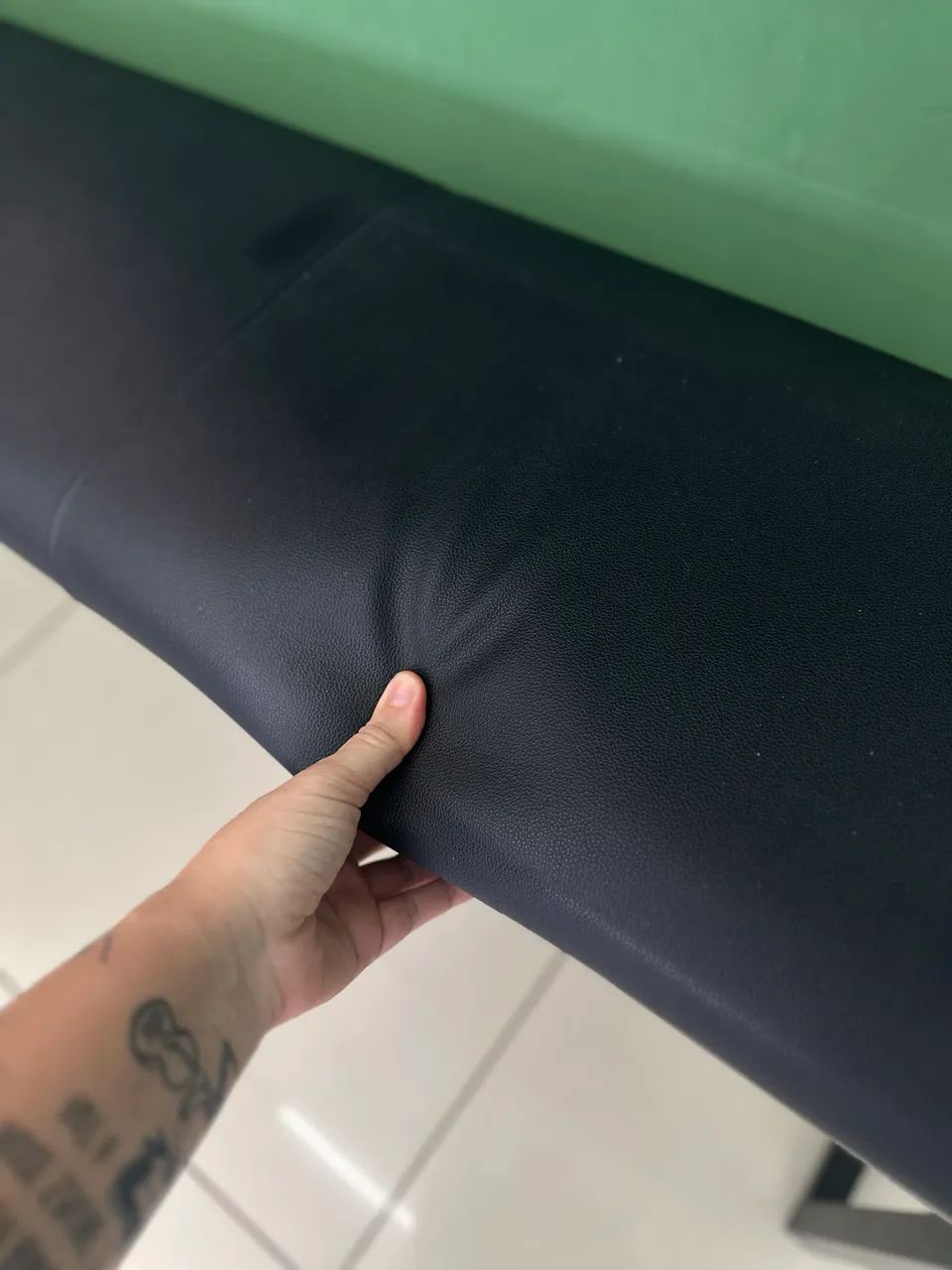 BANCO ACOLCHOADO PARA ESCRITÓRI - Foto 3