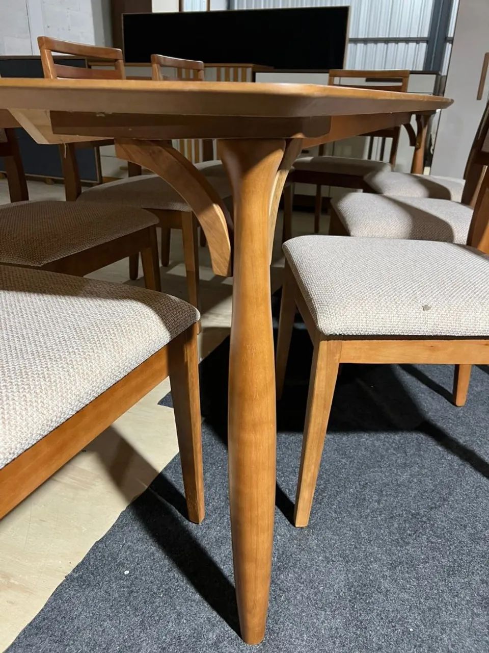 Mesa de Jantar Serena 2.50cm com 08 cadeiras  - Foto 4