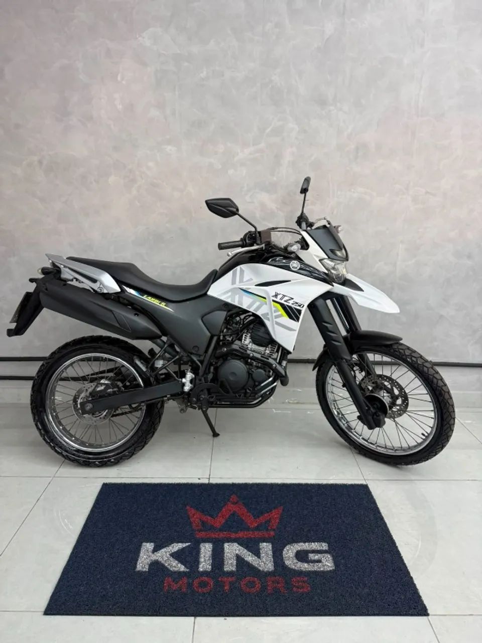 LANDER 250