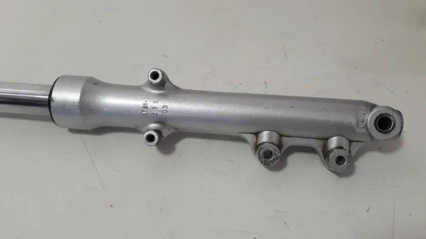 Bengala Suzuki Yes 125 09/19 L/e Orig 55082 - Foto 6