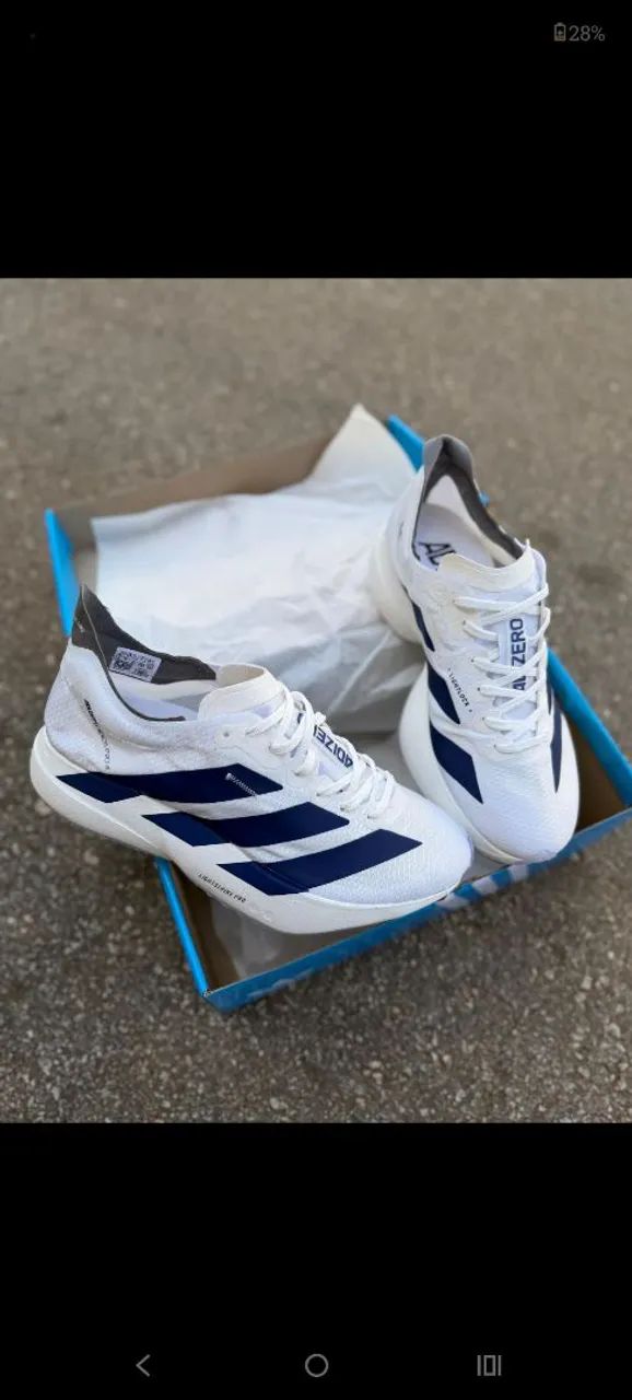Tênis Adidas Adizero Pro 4 branco e azul  - Foto 3