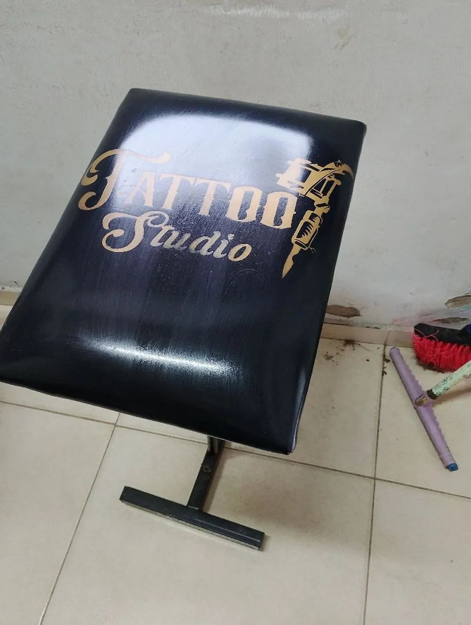 Apoio de braço para tatuagem 