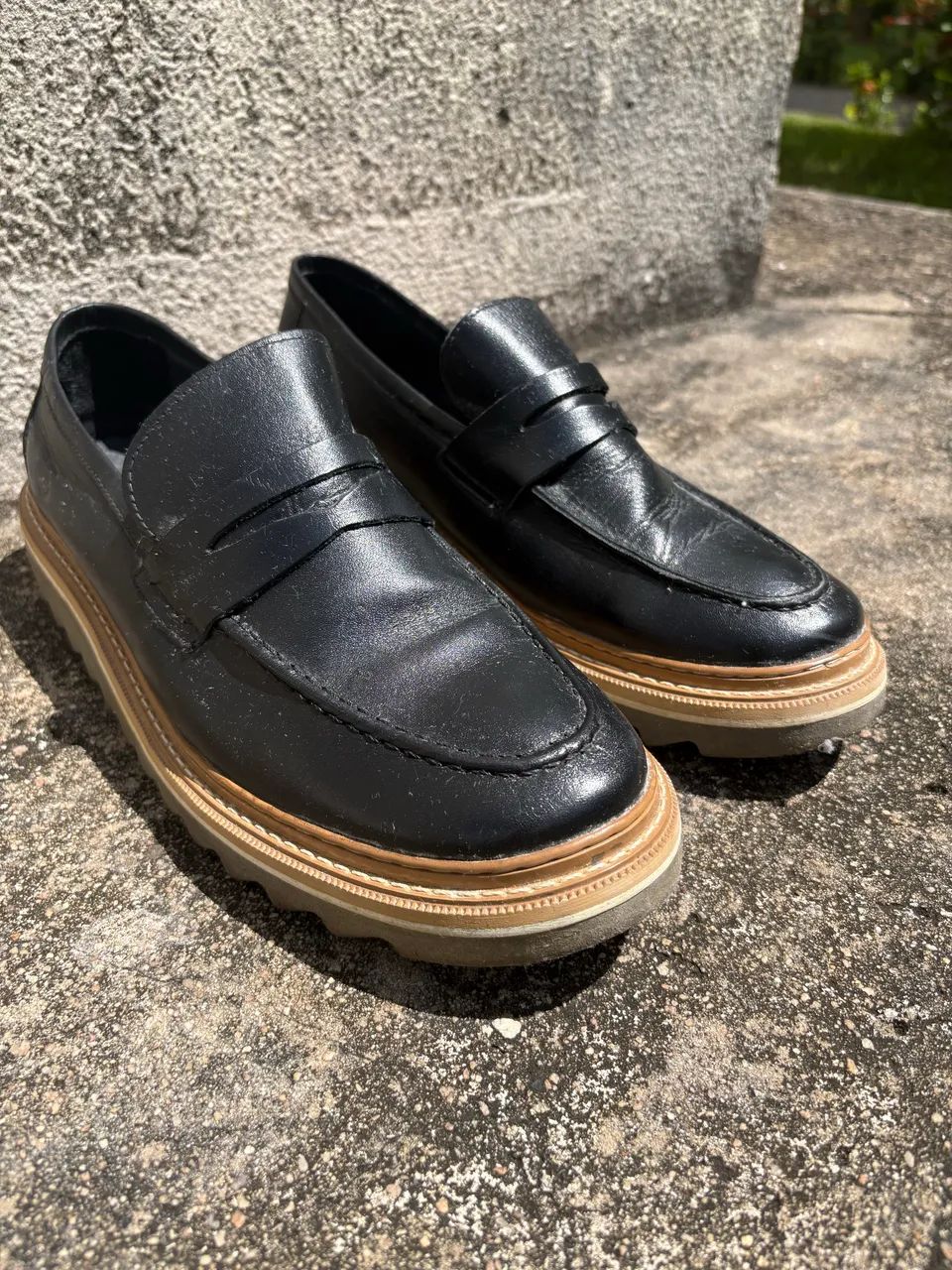Sapatos - quase novos  - Foto 2