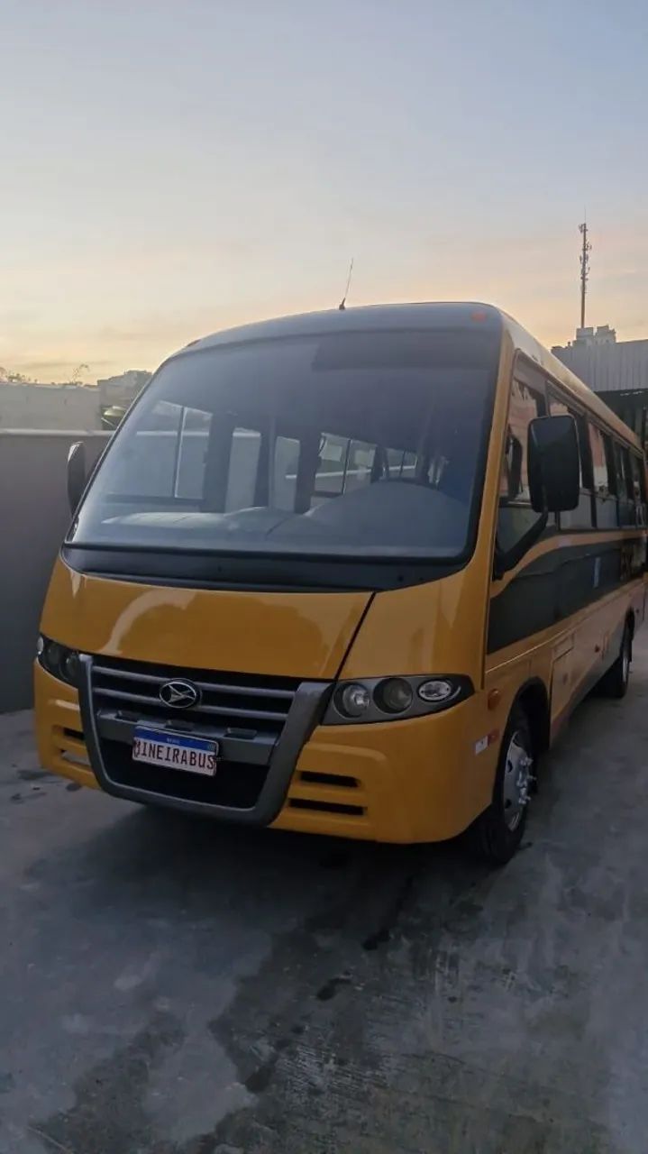 Microonibus Volare V8 2009 - Foto 3