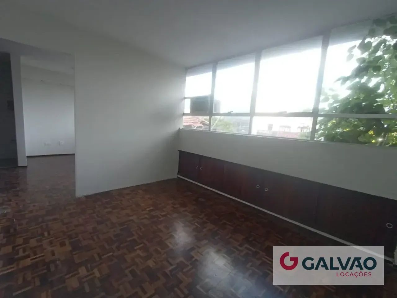 Conjunto Comercial no Centro Cívico, com vaga de garagem - Foto 5