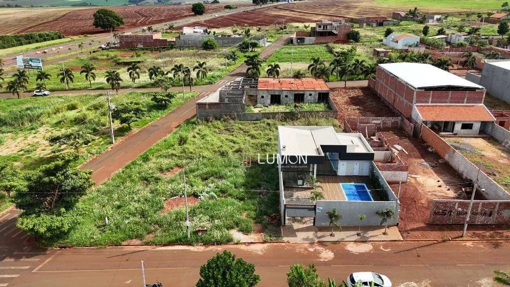 Área com espaço de lazer completo + potencial de construção