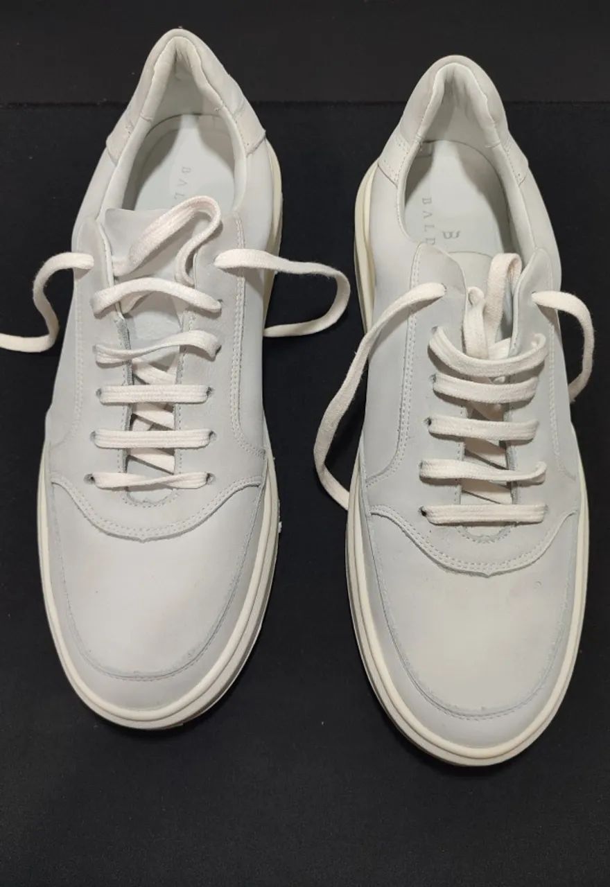 Tenis