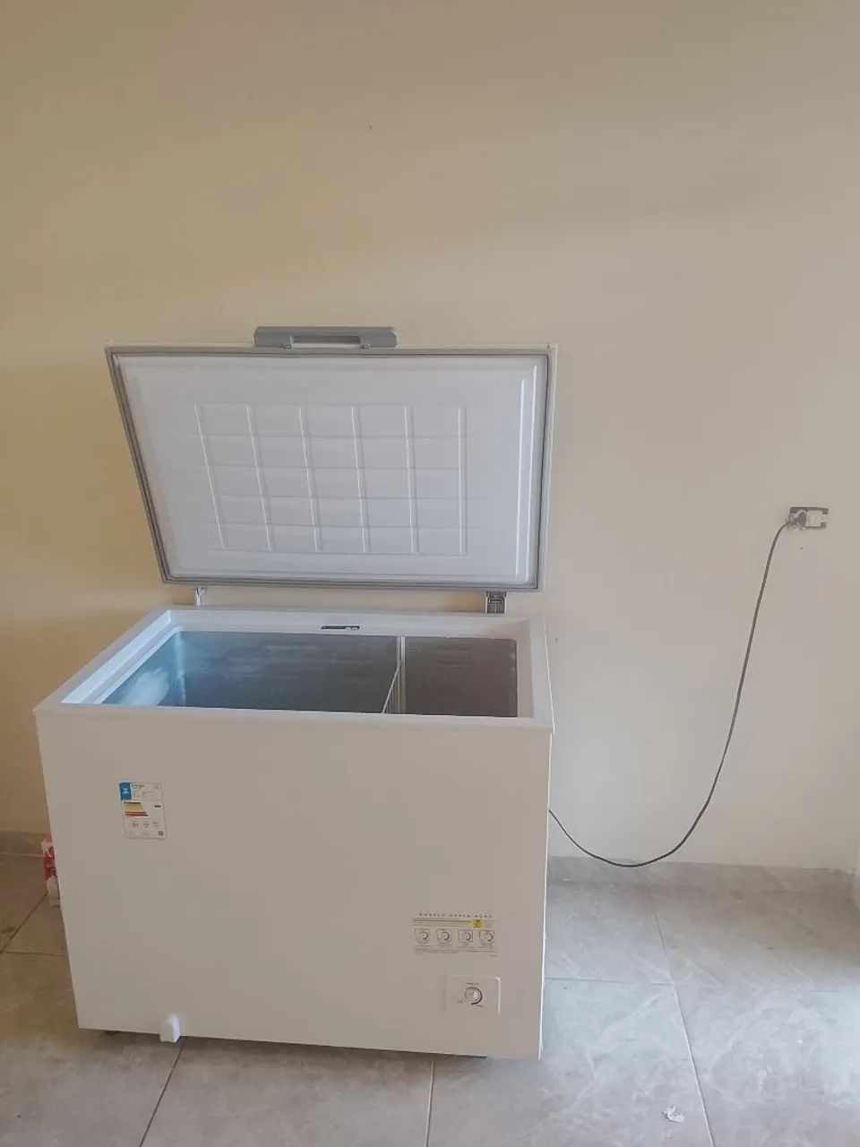 ? FREEZER ELECTROLUX 314 LITROS - DUPLA AÇÃO - Foto 2