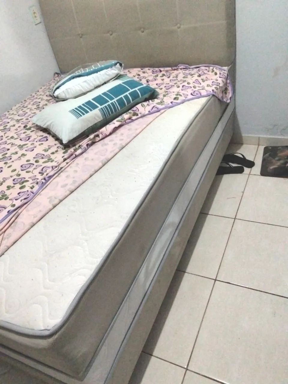 Vendo cama box casal ou troco por uma de solteiro king