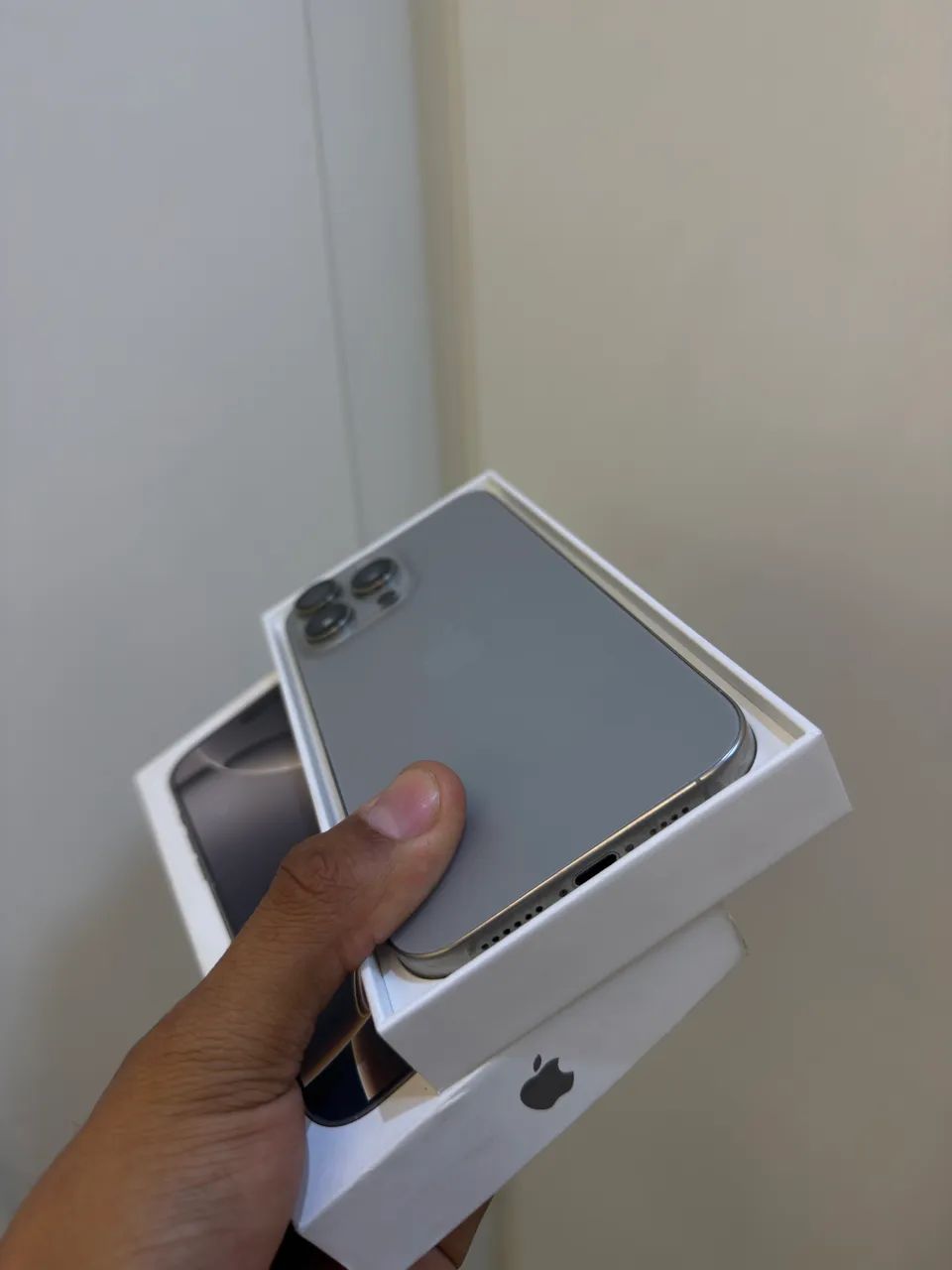 iphone 16 pro max 256 GB - Foto 4