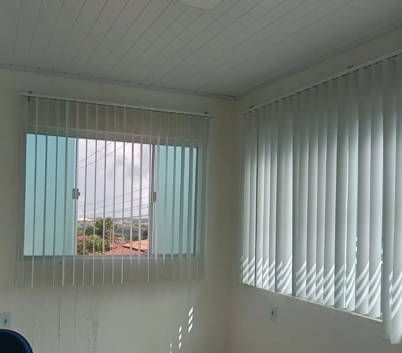 Concertos e Colocação de Portas Sanfonadas  - Foto 4
