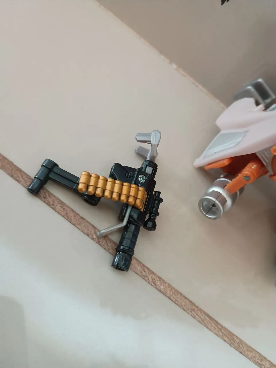 Boneco Comettor deluxe transformers dotm hasbro  - Foto 3