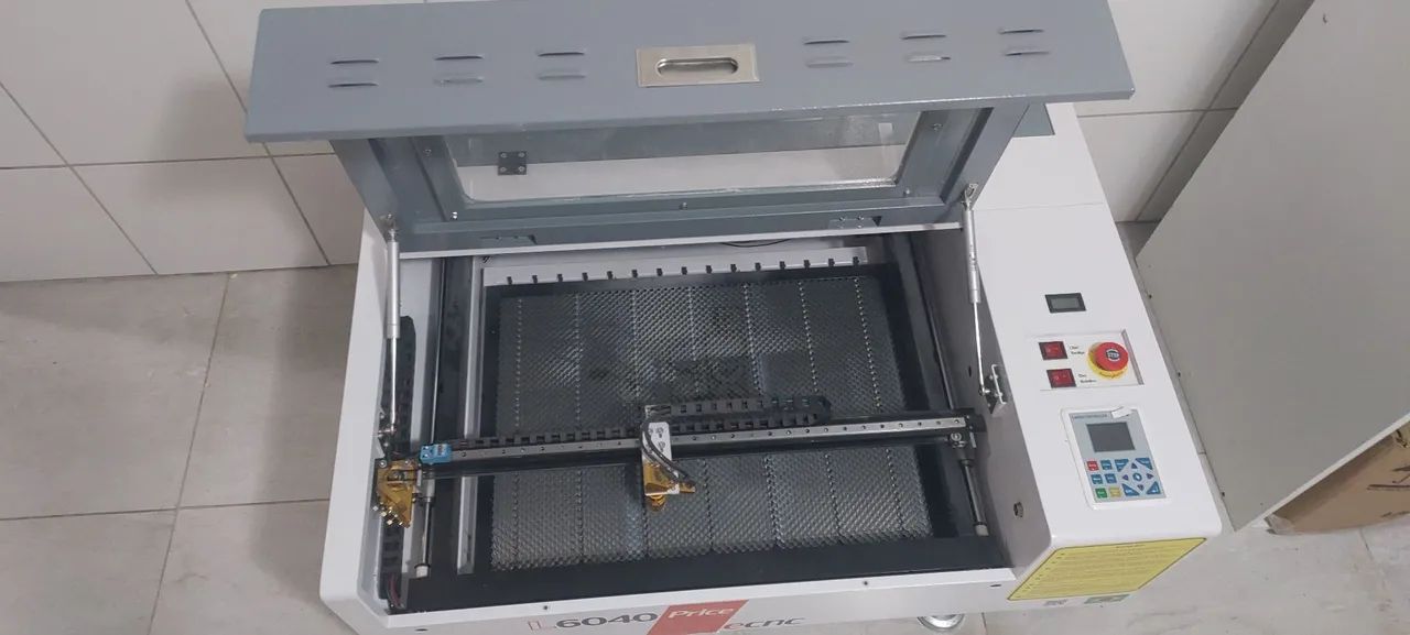 MÁQUINA DE CORTE E GRAVAÇÃO A LASER  - Foto 3