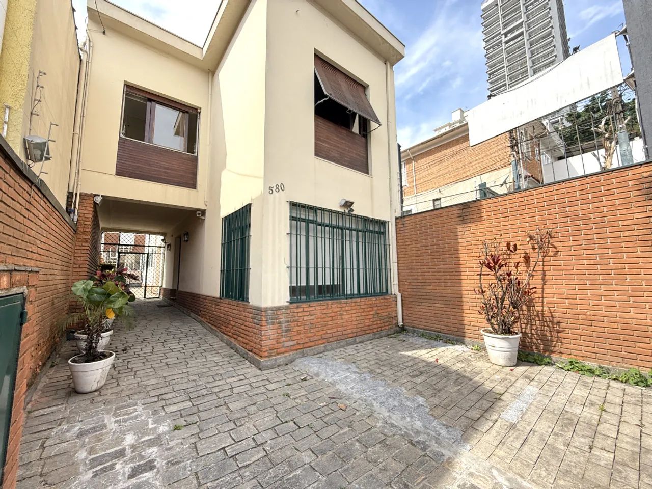 Sobrado para venda em Perdizes com 9 quartos, 213m² - Foto 2