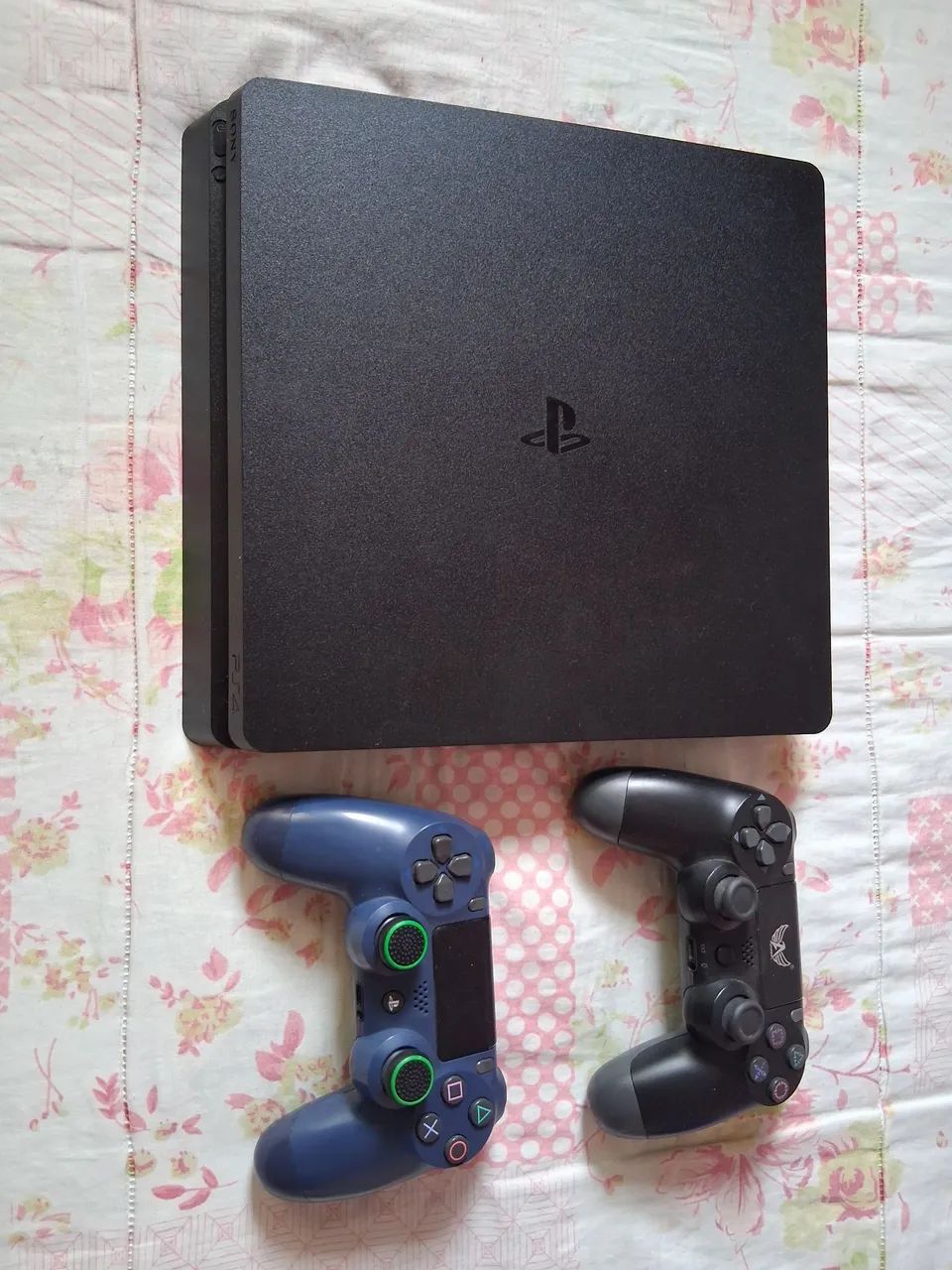 Ps4 slim 